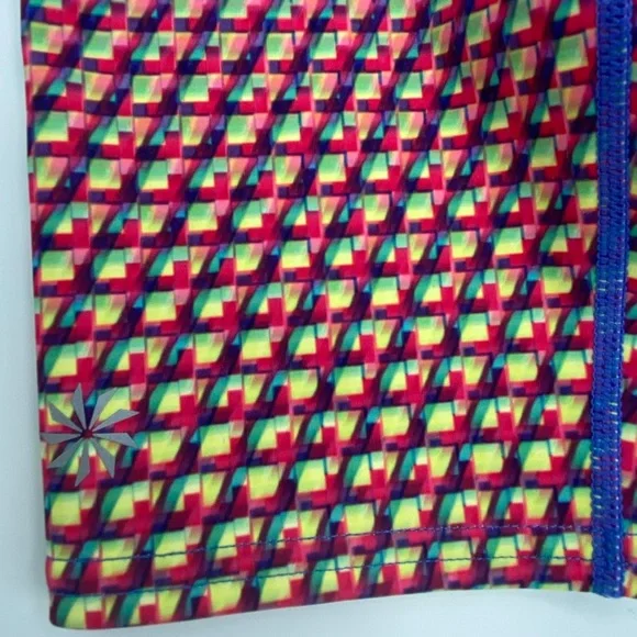 Athleta Vivid Sonar Ombré Capri Yoga Pants Leggings Size Small—Like New - Picture 3 of 9